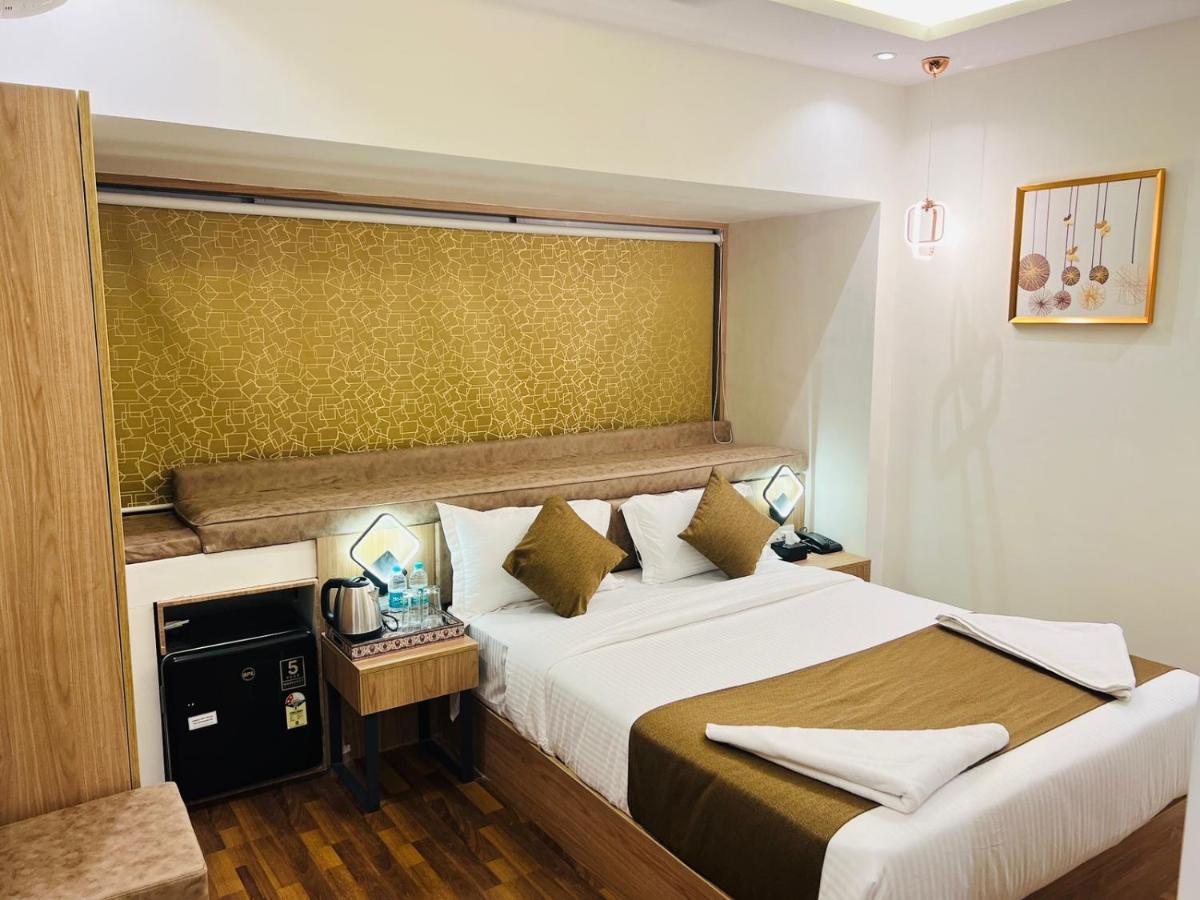 Hotel Larmont Luxury Mumbai Ngoại thất bức ảnh