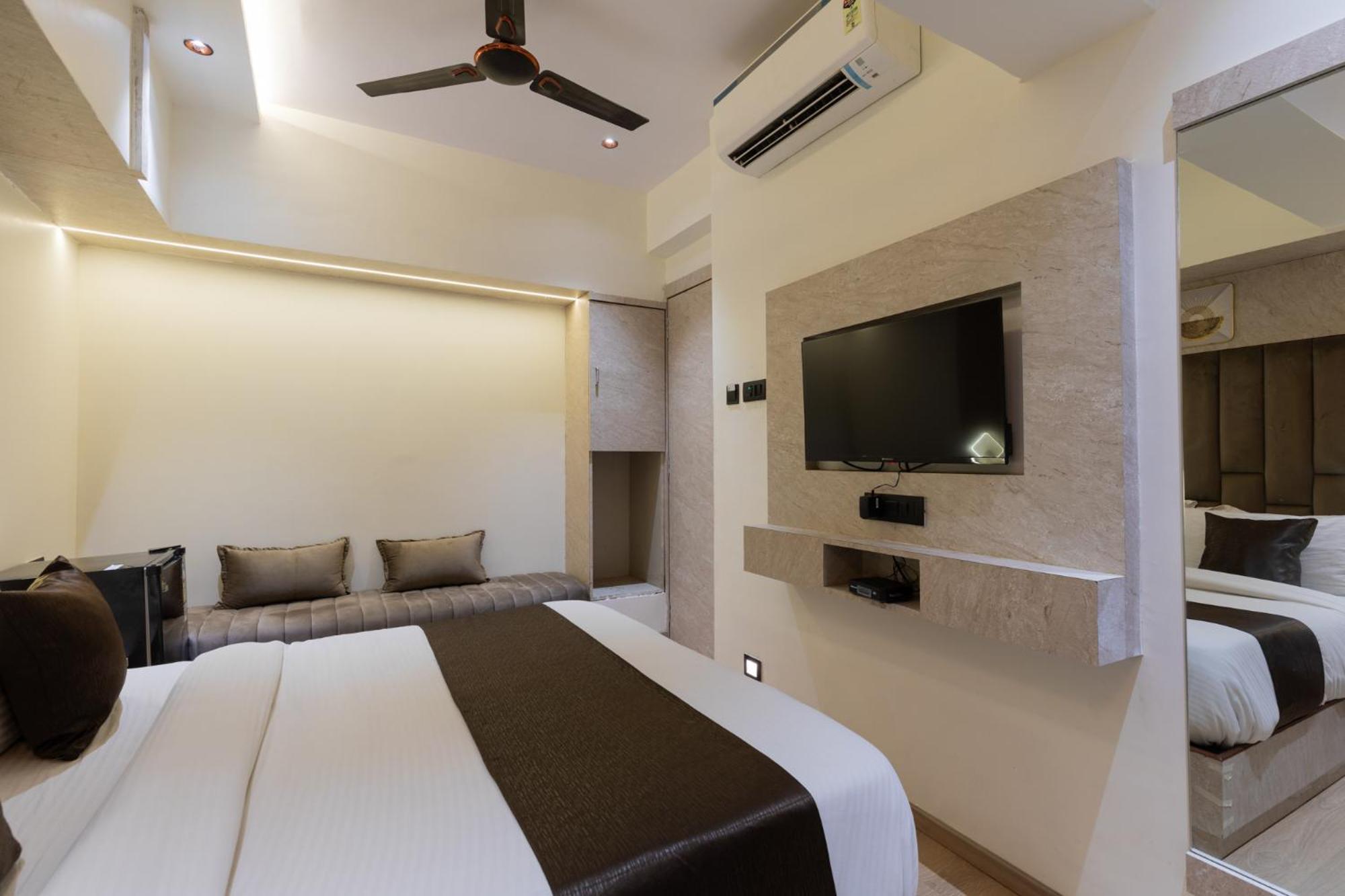 Hotel Larmont Luxury Mumbai Ngoại thất bức ảnh