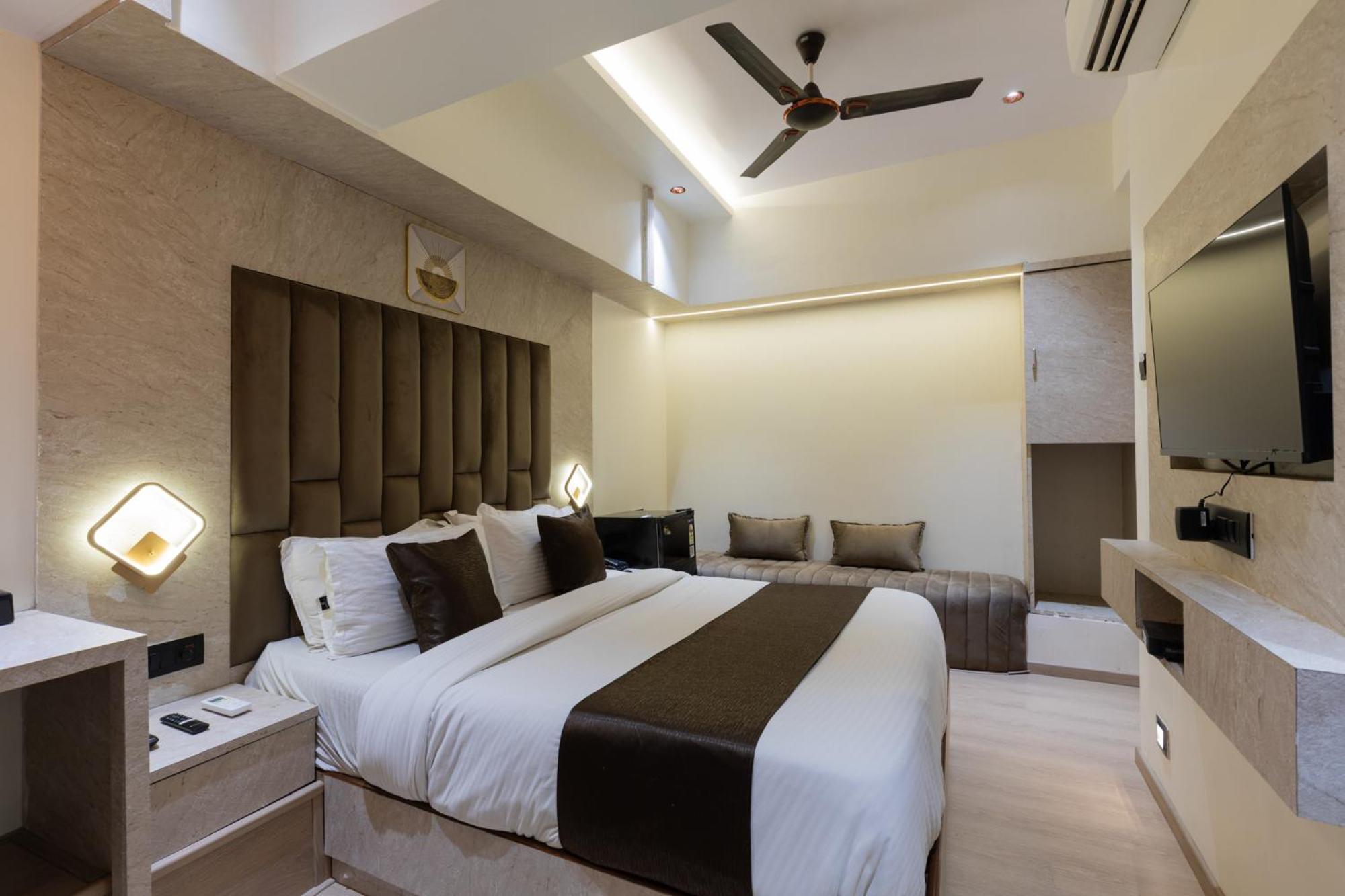 Hotel Larmont Luxury Mumbai Ngoại thất bức ảnh